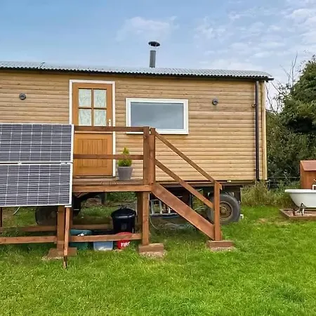 The Shepherd's Retreat Luxury Secluded And Private Cosy Hut Outdoor Bath With Firepit Apartamento